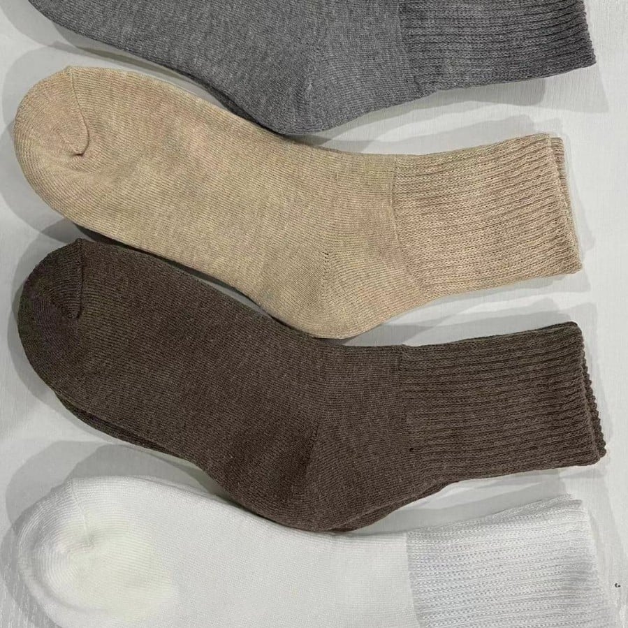 durable and stretchy women socks