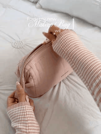 Wide open cosmetic organizer in use