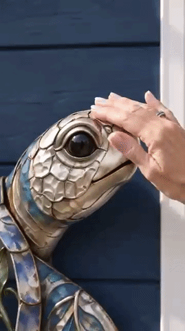 Sea Turtle Wall Sculpture โ animated view showing depth and shadow