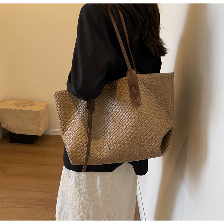 Tote Bag Image 4