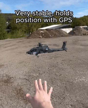 apache f11-s 使用 gps 非常稳定地保持位置。gif__PID:02682c41-5e85-4f6b-b858-3dea4b40df5d