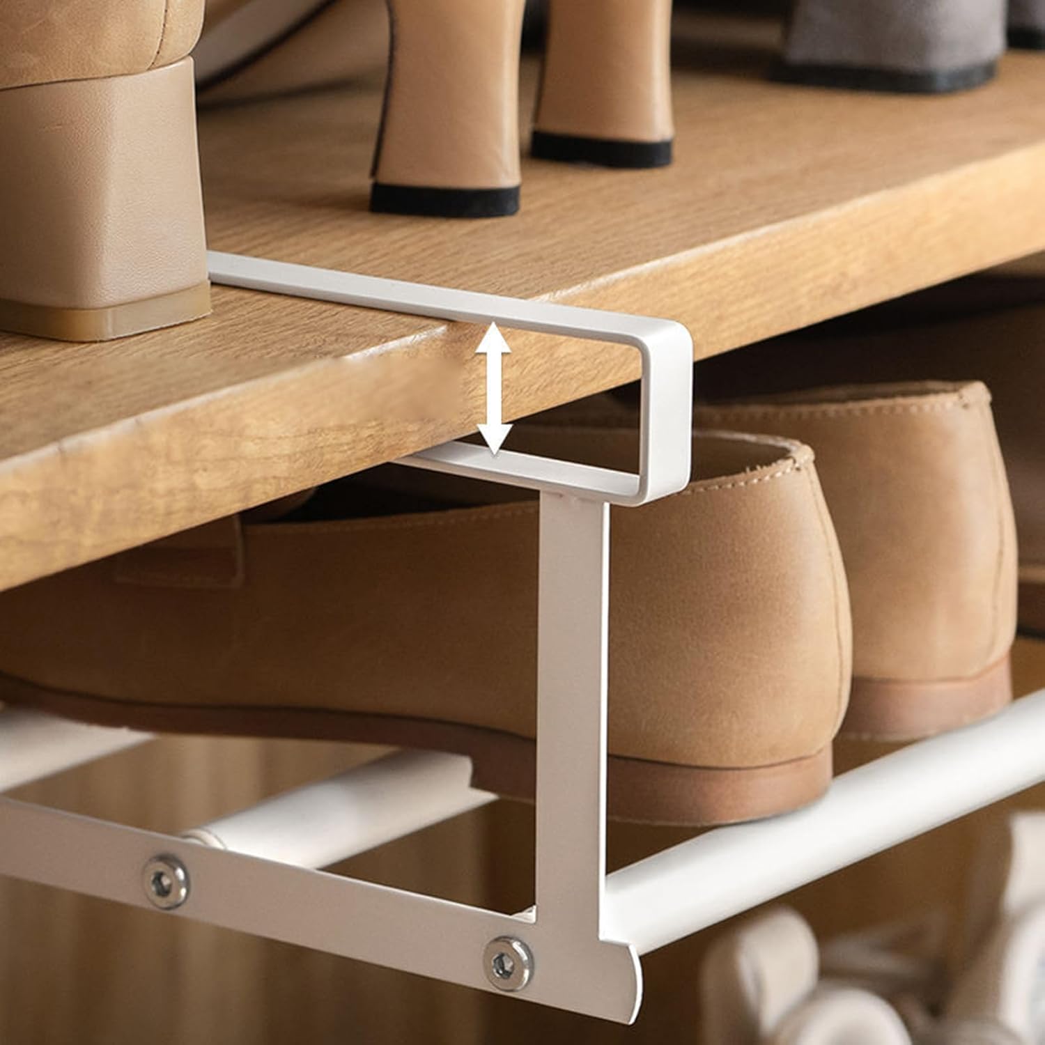 Hanging organizer for cabinet storage