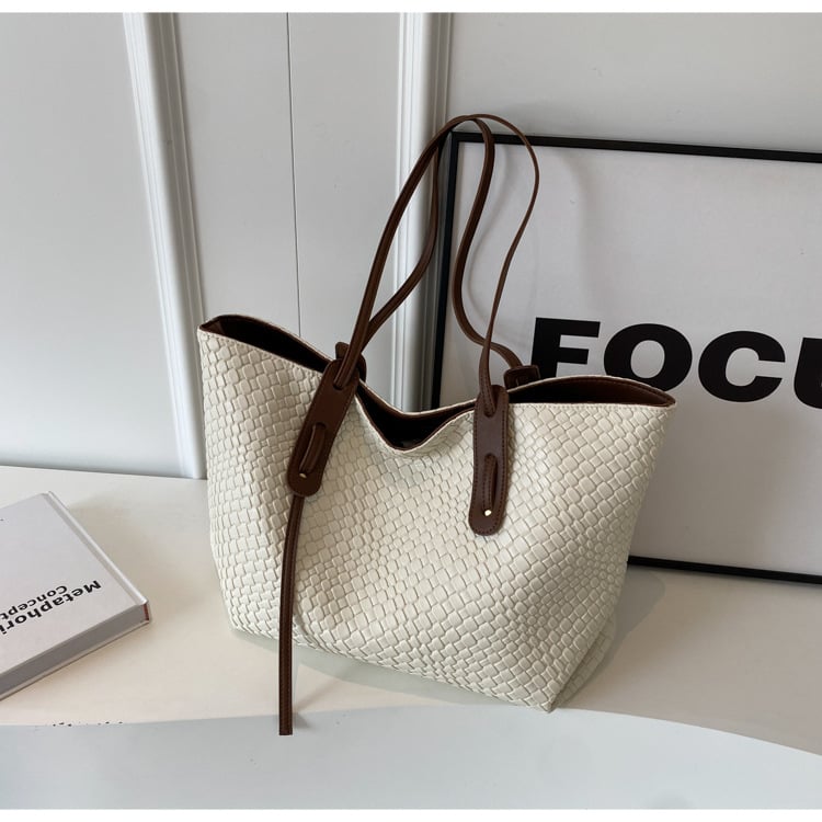 Tote Bag Image 9