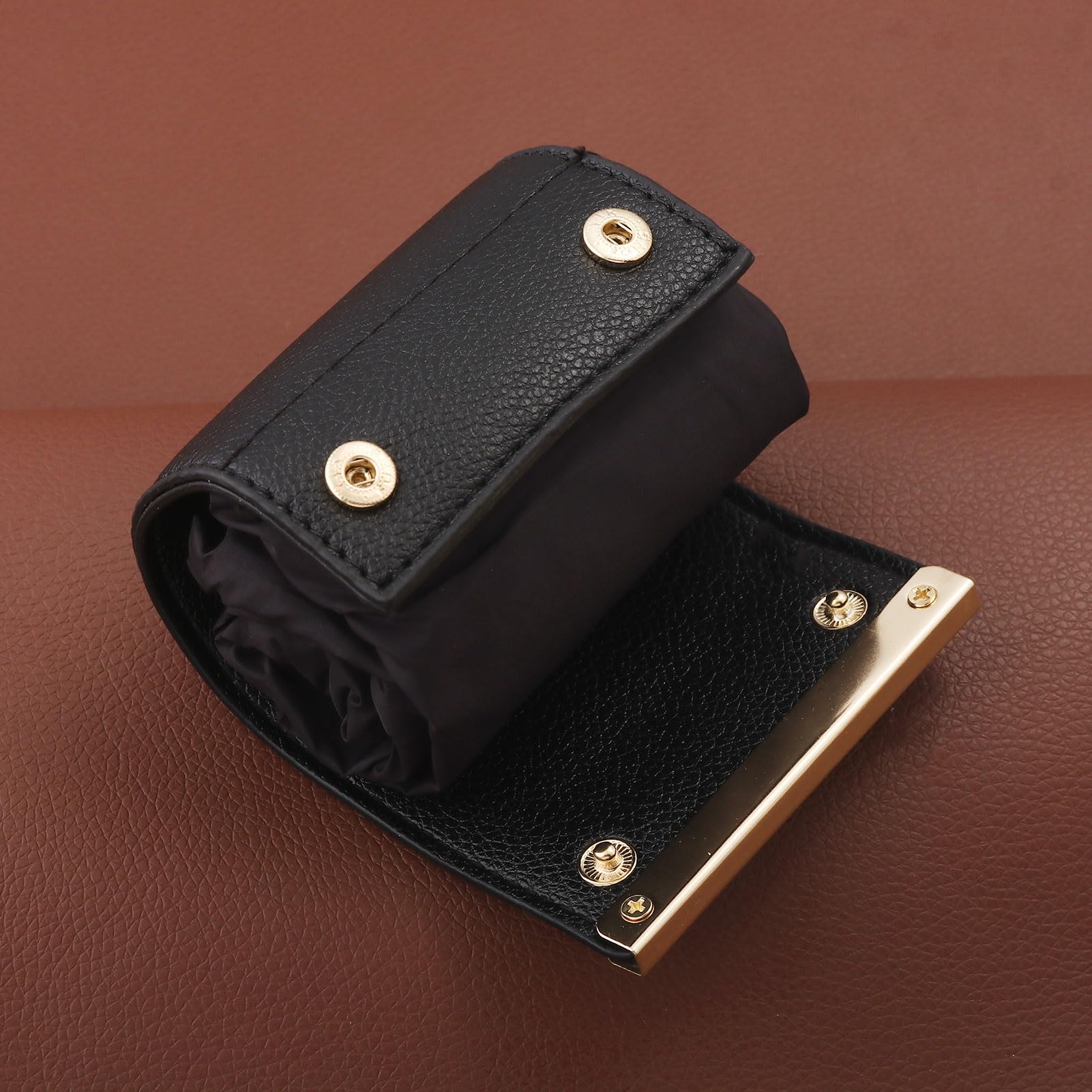 Premium Metal Snaps and Folding Mechanism