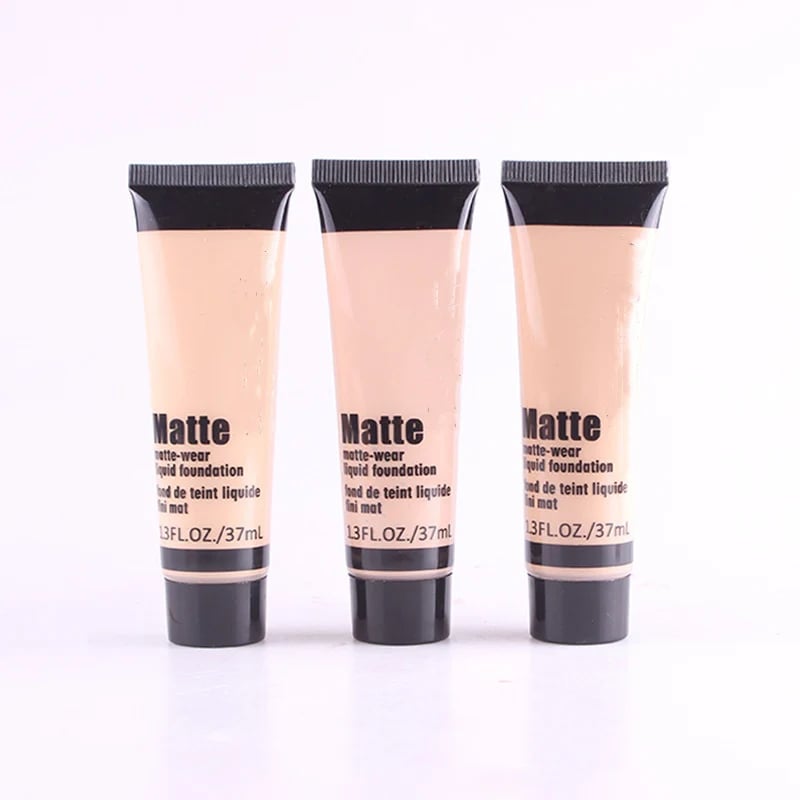 Lightweight liquid foundation texture and finish