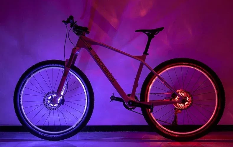 Colorful spoke light safety